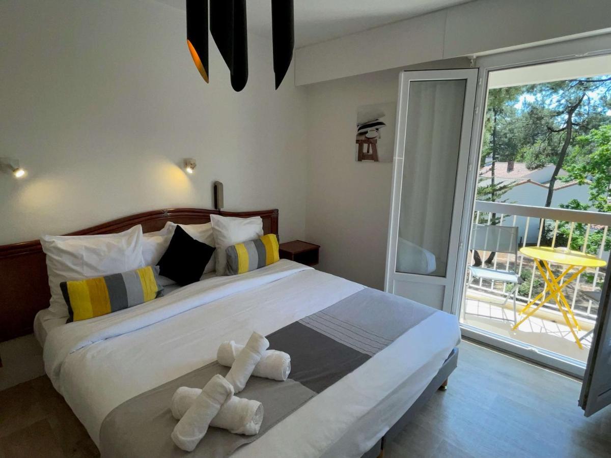 Logis Les Cols Verts La Tranche-sur-Mer Exterior photo
